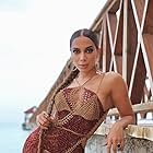 Anitta به عنوان Letícia dos Anjos