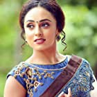 Pearle Maaney به عنوان Christina