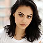 Camila Mendes به عنوان Katie