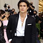 Charles Melton به عنوان Hawaii