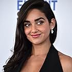 Geraldine Viswanathan به عنوان Jenni