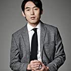 Park Hyoung-soo به عنوان Kook Hae-Sung