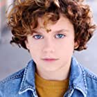 Ryan Buggle به عنوان Young Ray