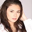 Nicole Maines به عنوان Nia Nal