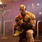 Martyn Ford به عنوان Masseuse