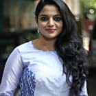 Nikhila Vimal به عنوان Rebecca Lewis