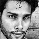 Siddhant Chaturvedi به عنوان MC Sher