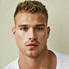 Matthew Noszka به عنوان JP