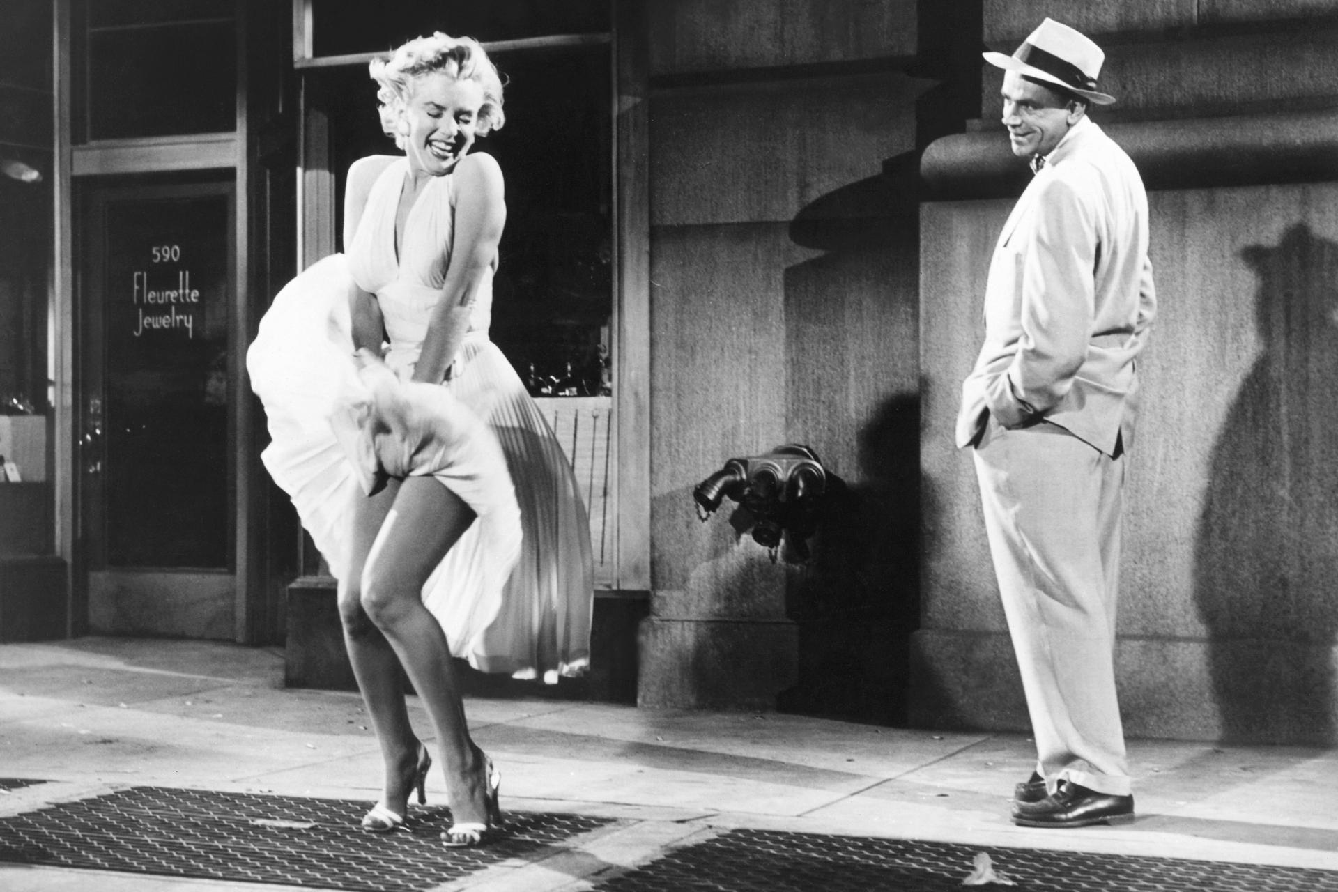 فیلم  The Seven Year Itch 1955 با زیرنویس چسبیده