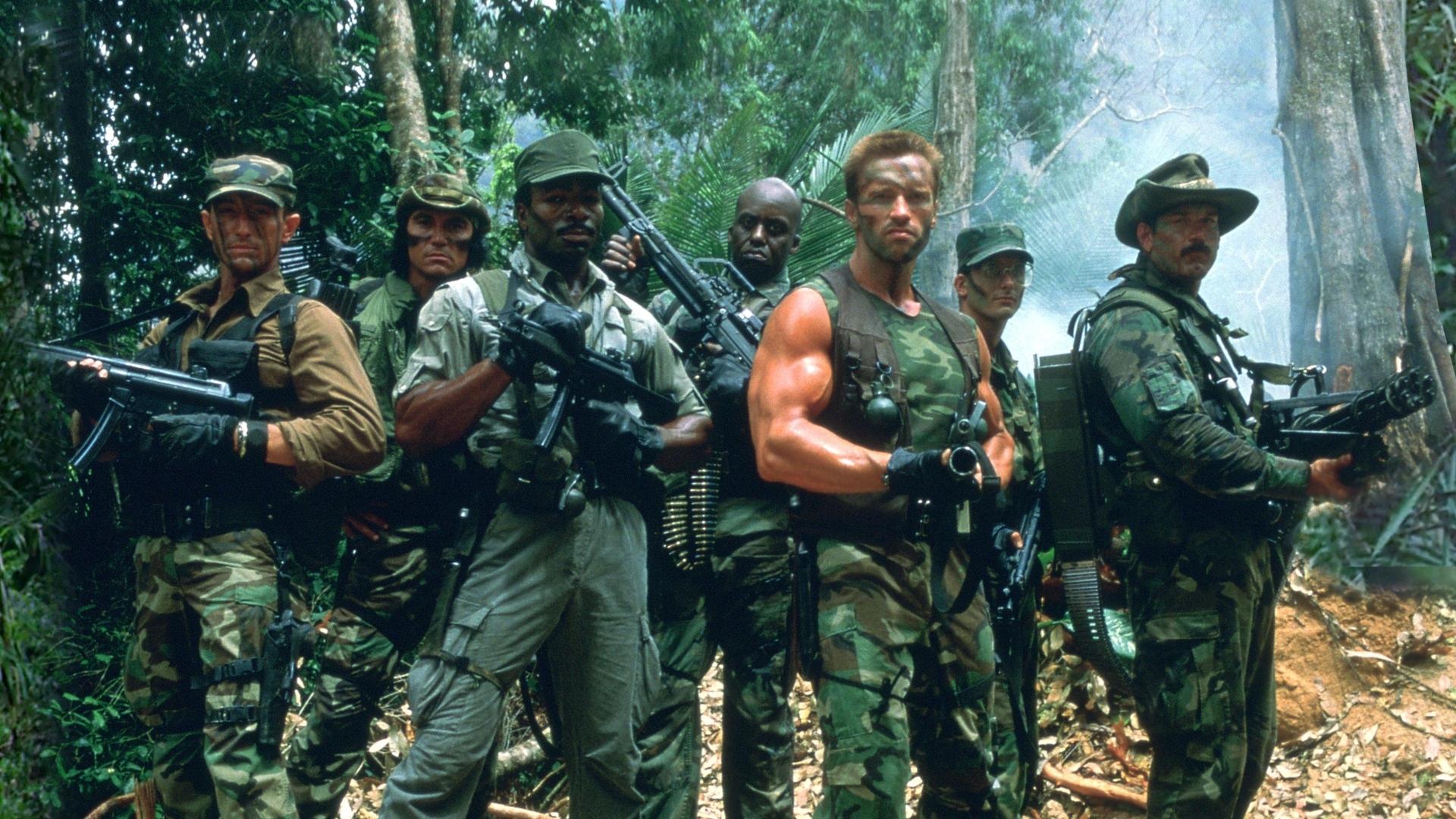 فیلم  Predator 1987 با زیرنویس چسبیده