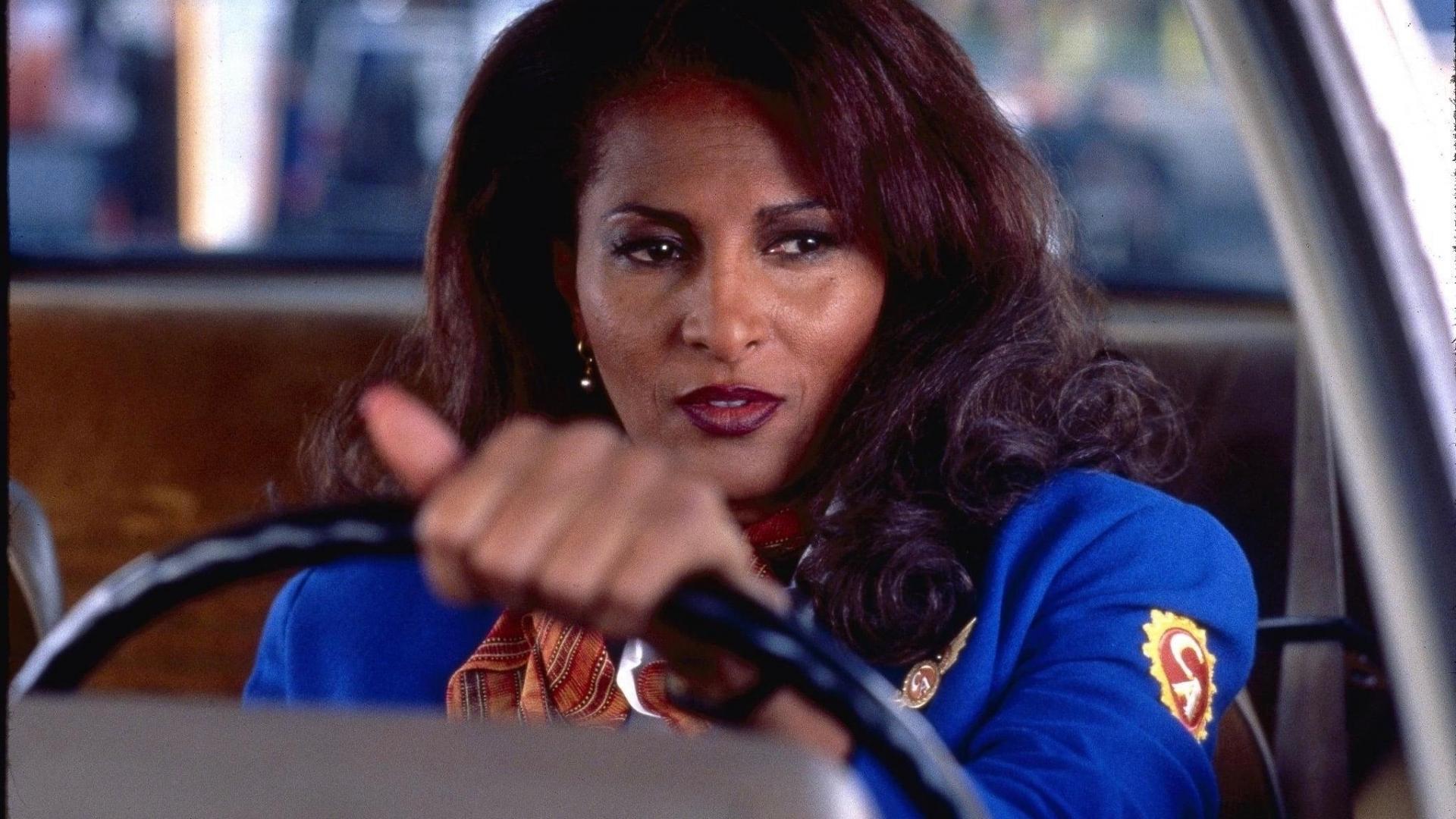 فیلم  Jackie Brown 1997 با زیرنویس چسبیده