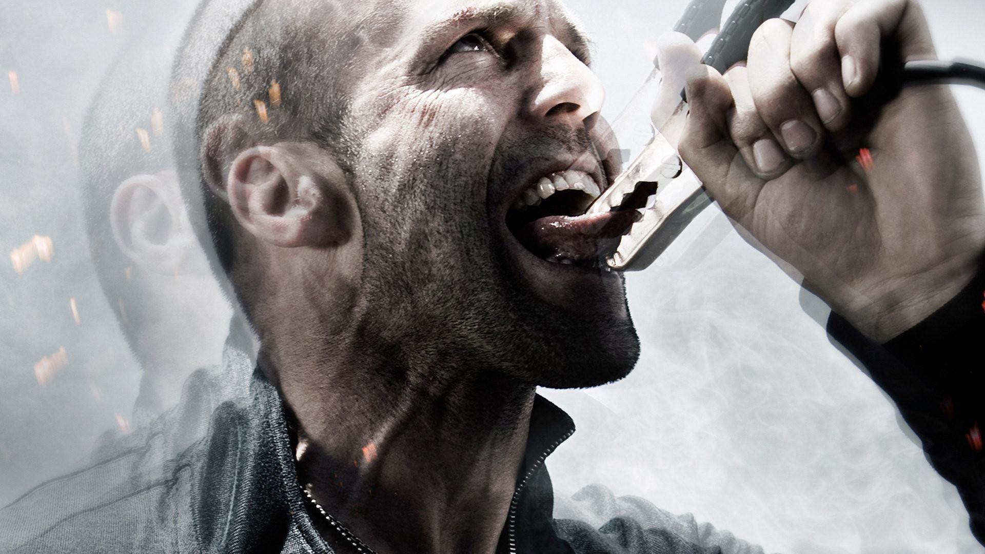 فیلم  Crank: High Voltage 2009 با زیرنویس چسبیده