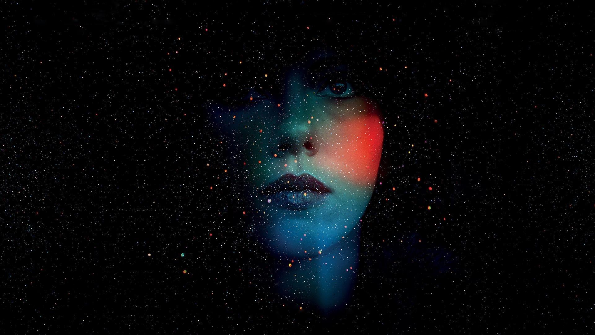 فیلم  Under the Skin 2013 با زیرنویس چسبیده