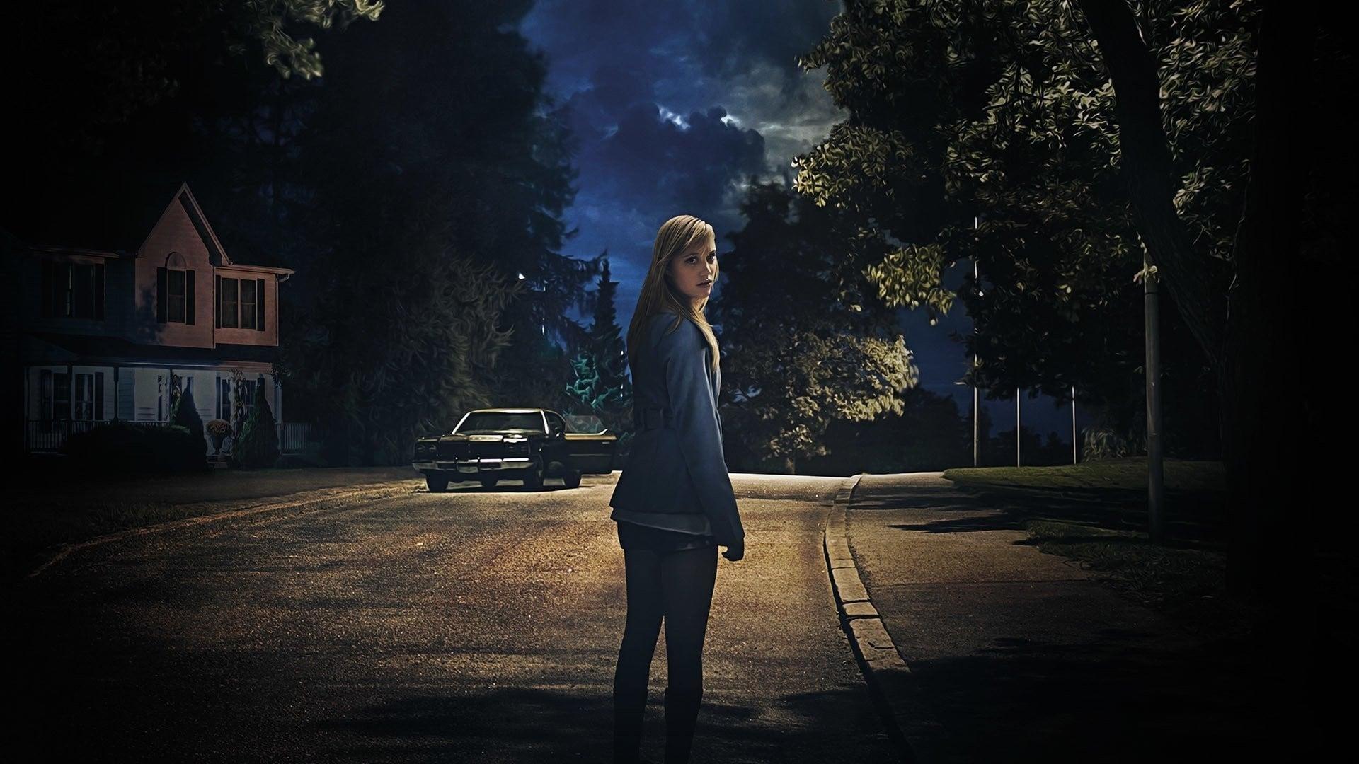 فیلم  It Follows 2014 با زیرنویس چسبیده