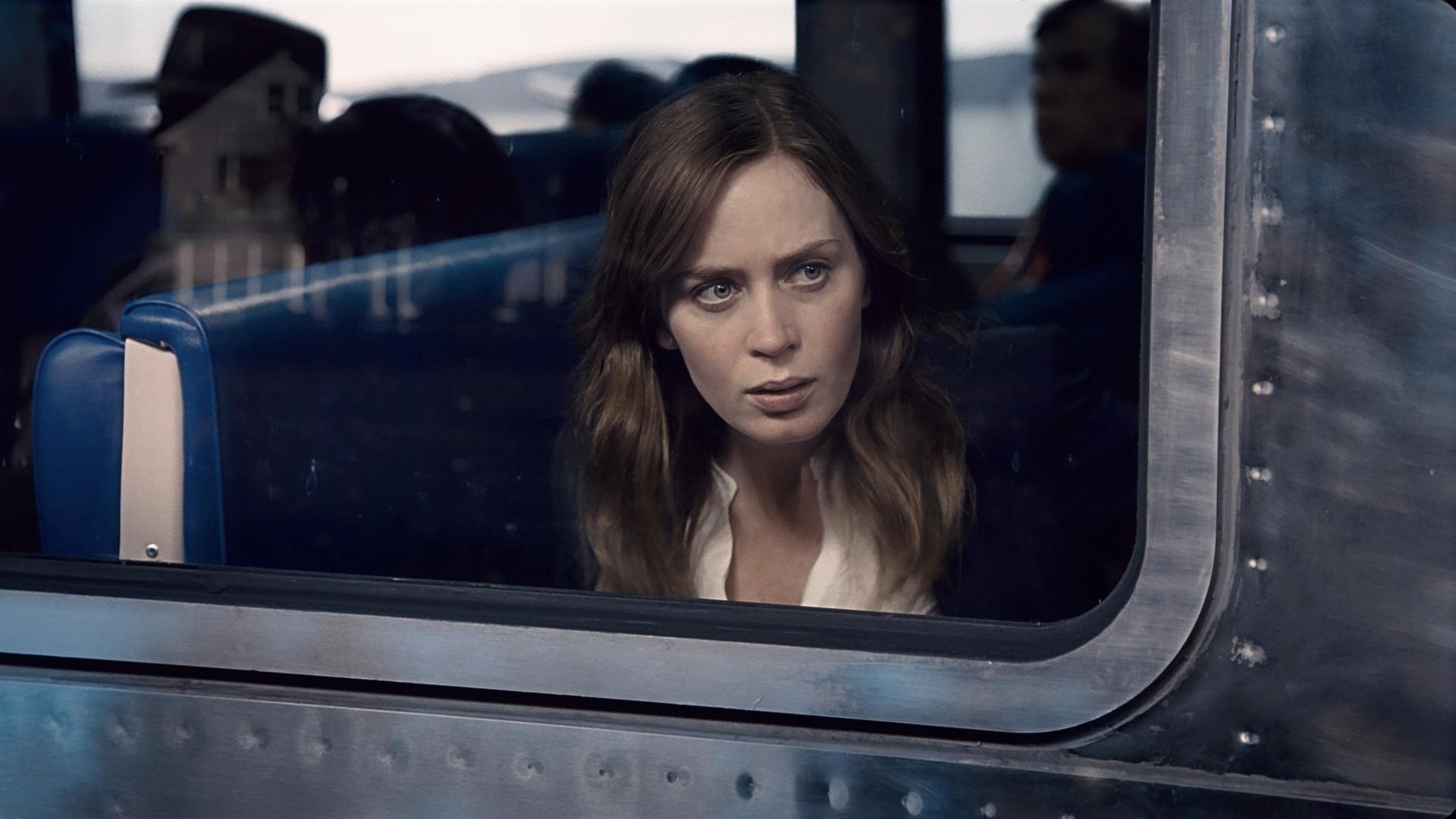 فیلم  The Girl on the Train 2016 با زیرنویس چسبیده