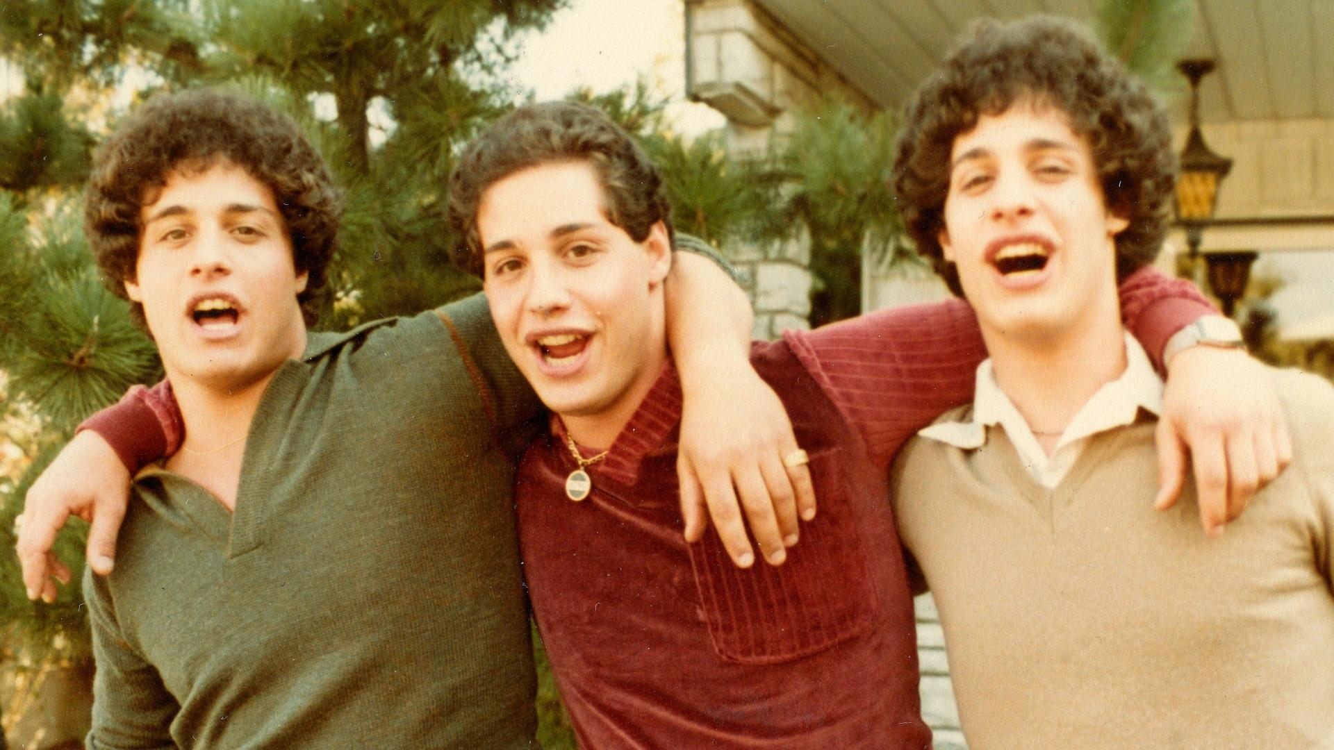 مستند  Three Identical Strangers 2018 با زیرنویس چسبیده