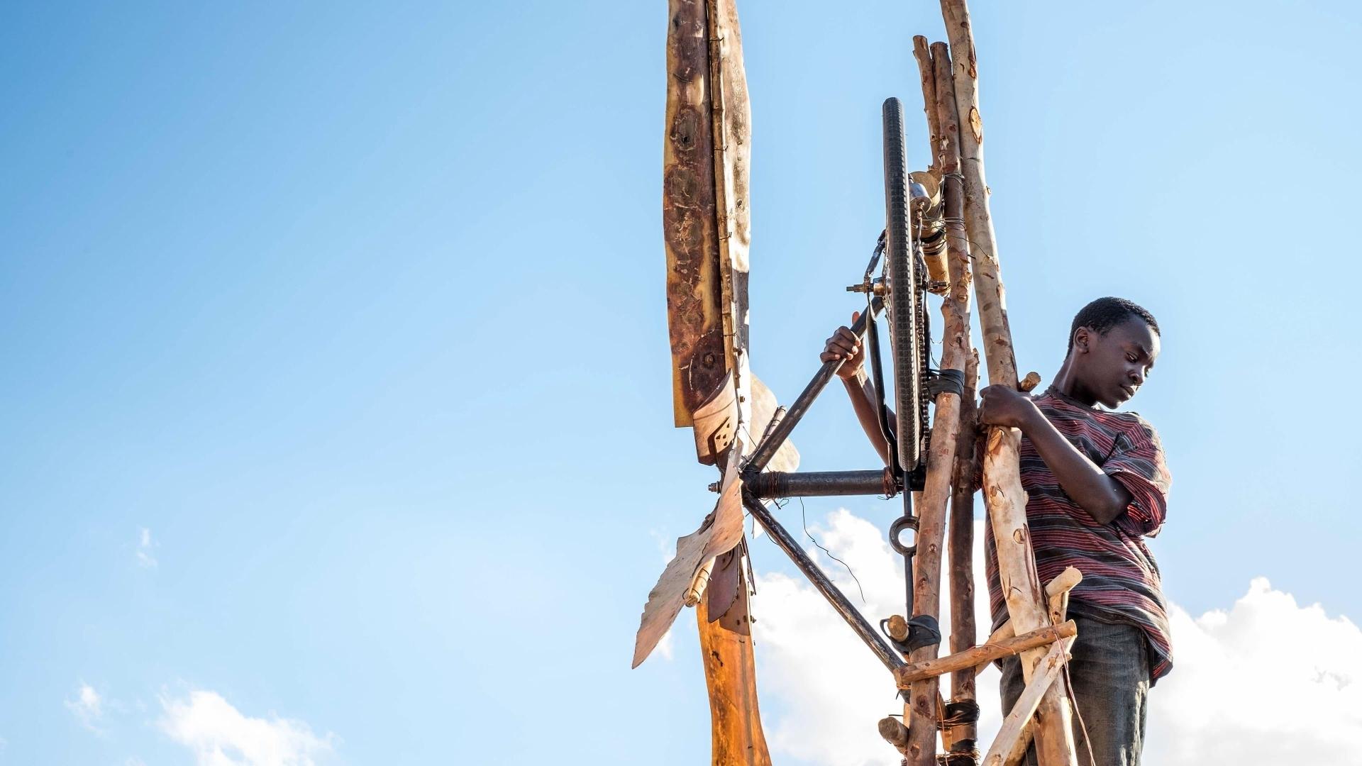 فیلم  The Boy Who Harnessed the Wind 2019 با زیرنویس چسبیده