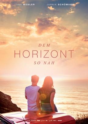 دانلود فیلم  Close to the Horizon 2019